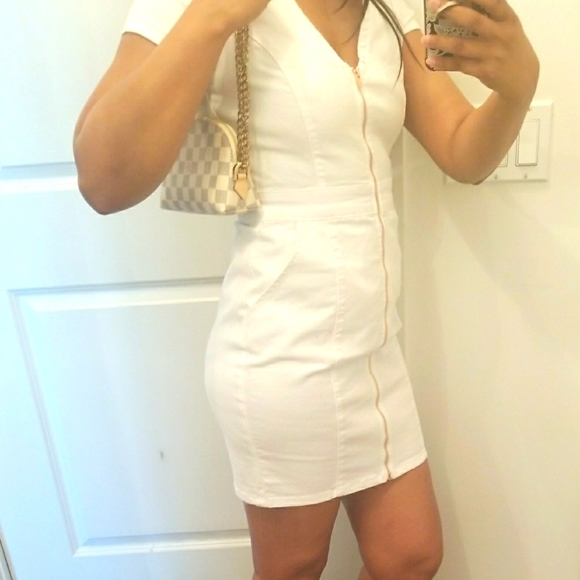 ***SOLD*** Authentic Louis Vuitton Cosmetic Pouch - Picture 8 of 16